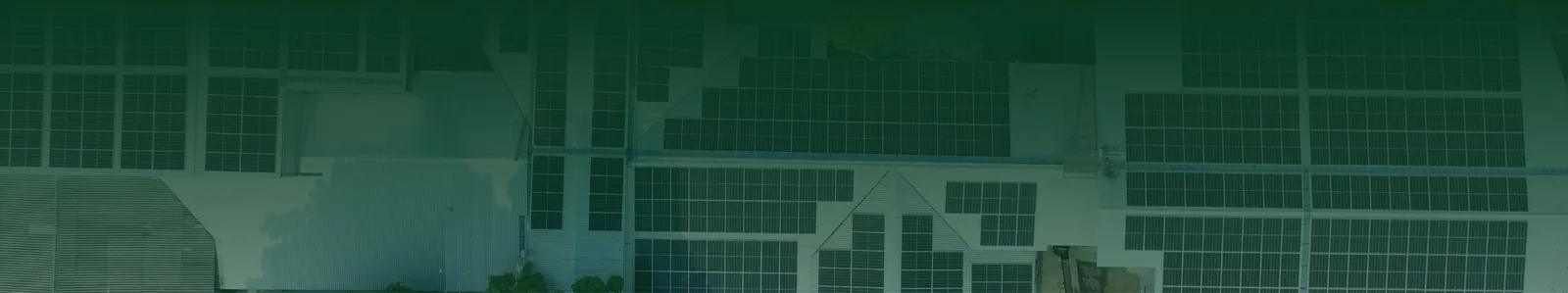 Vista aérea de planta solar en operación